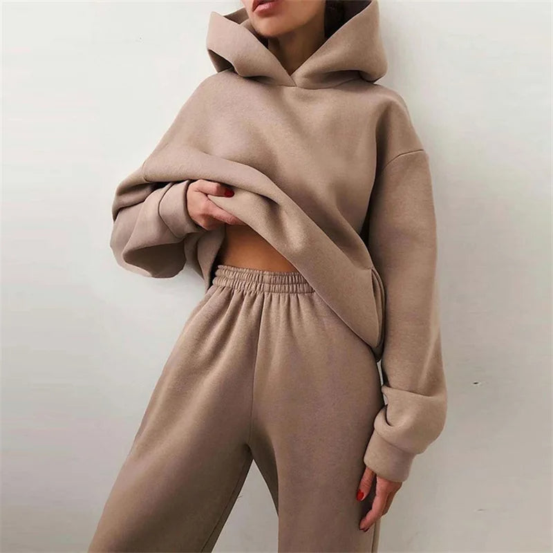 Women's Serenity oversized hoodie & jogger set in a relaxed fit, perfect for cozy loungewear & athleisure.