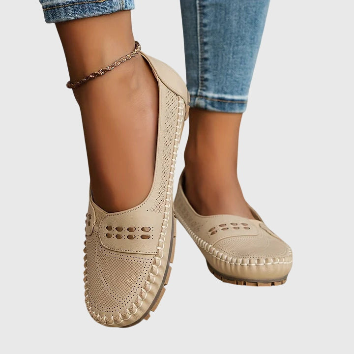 Casual women's orthopedic slip-on shoes with superior foot support, ideal for walking.