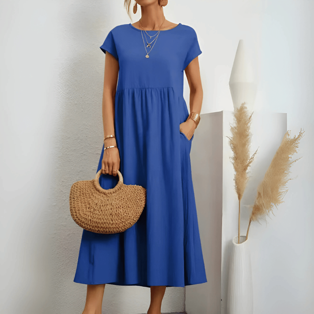 Casual yet chic women's summer dress, a vintage flowy maxi style with short sleeves and a loose, comfortable fit.