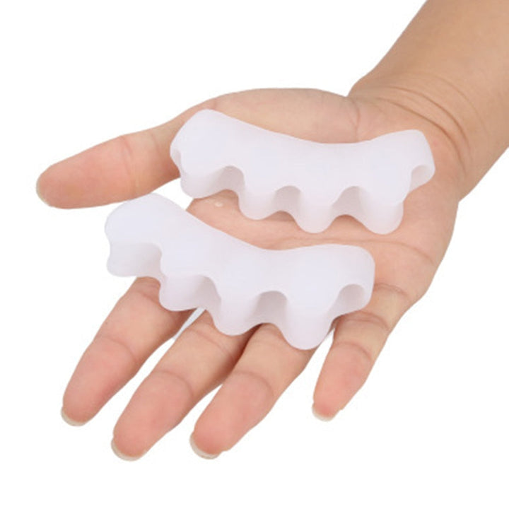 Soft silicone hammer toe splint for unisex foot care, promoting alignment, pain relief & overall foot health.