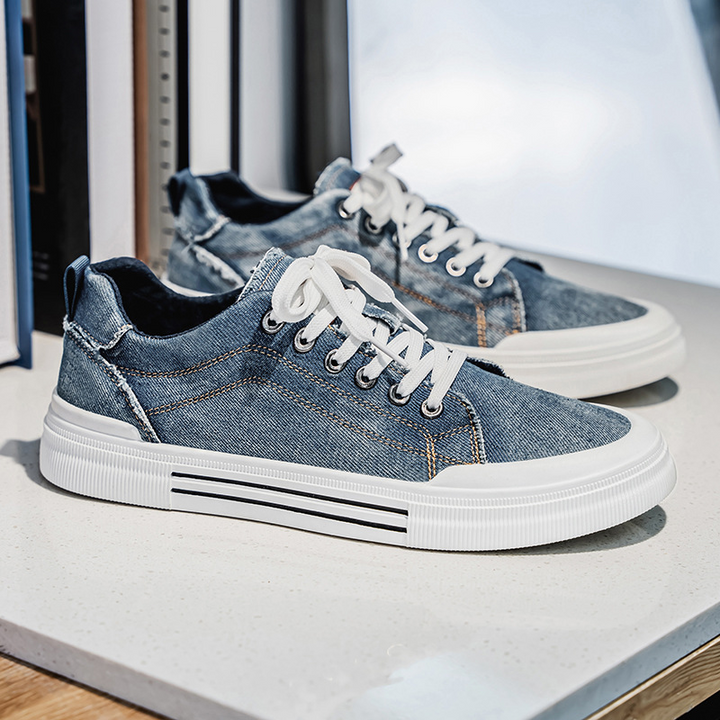 Blue men's low-top casual sneakers, ideal for urban street wear & daily comfort.