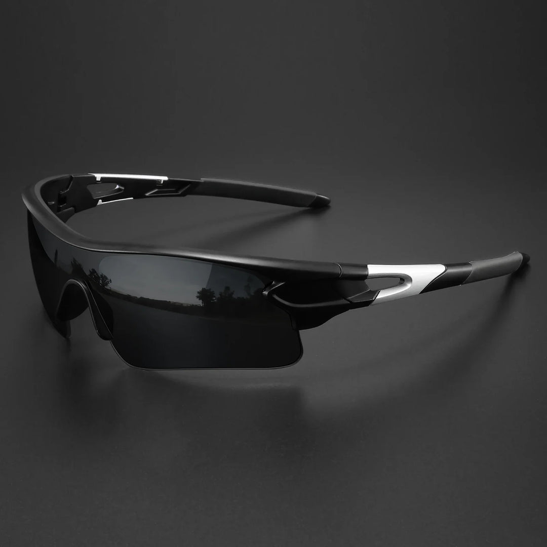 High-performance men's sport sunglasses, providing robust UV protection & anti-glare for athletes.