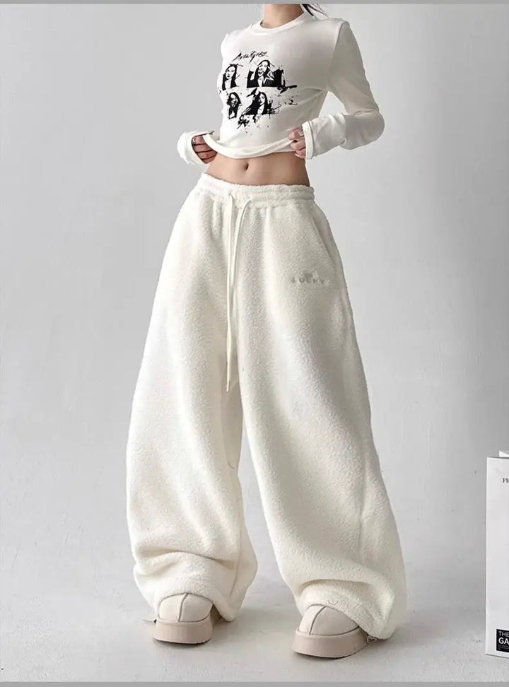 Women's Cloudwalk drawstring comfort pants, high-waist design for relaxed everyday style and cozy lounging.