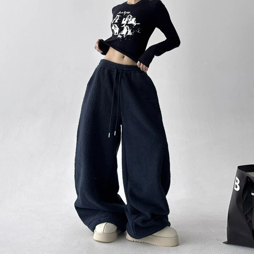 Enjoy ultimate comfort in Cloudwalk women's cozy loungewear pants; soft, relaxed fit ideal for everyday casual wear.