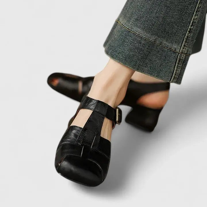 Feminine women's summer sandals, strappy design with a stylish square toe and comfortable block heel.