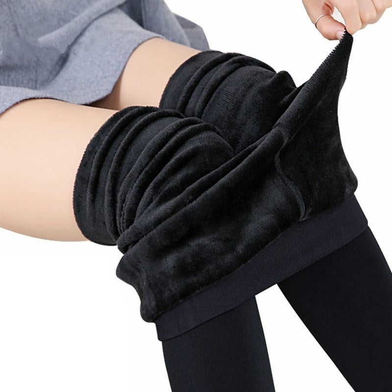 Stylish women's winter leggings, essential for cold weather comfort and looks.