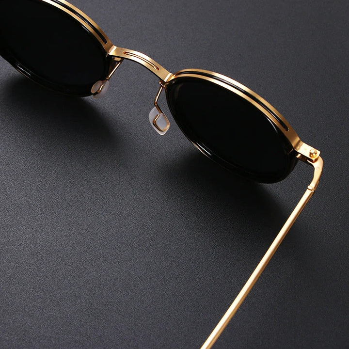 Everyday style unisex polarized UV400 sunglasses, offering excellent glare reduction and eye safety.
