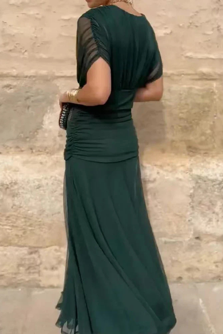 Premium women's off-shoulder ruched midi dress, featuring a stylish twist-front design.