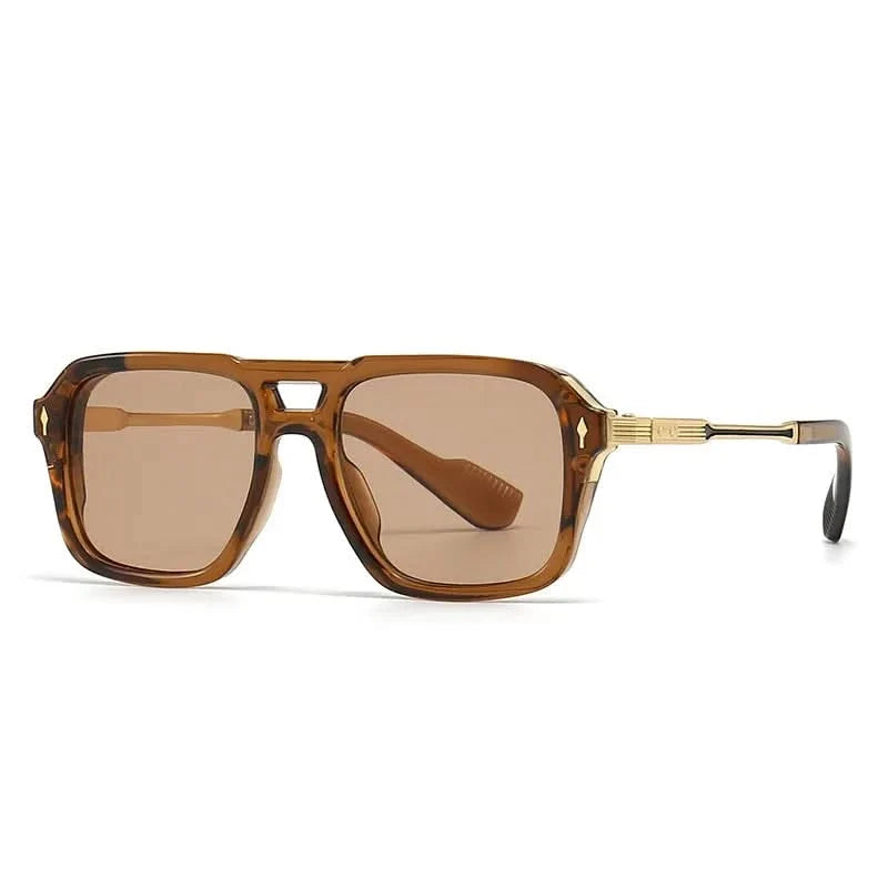 Unisex retro oval sunglasses for effective UV protection. A stylish vintage eyewear accessory for sun.