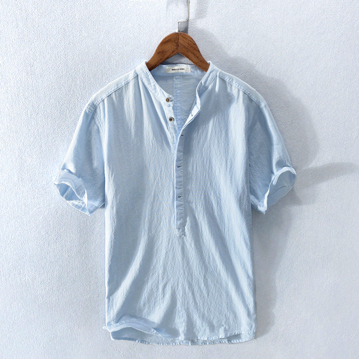 Comfortable men's easy-care short sleeve Henley top, great for relaxed summer days or a casual everyday look.