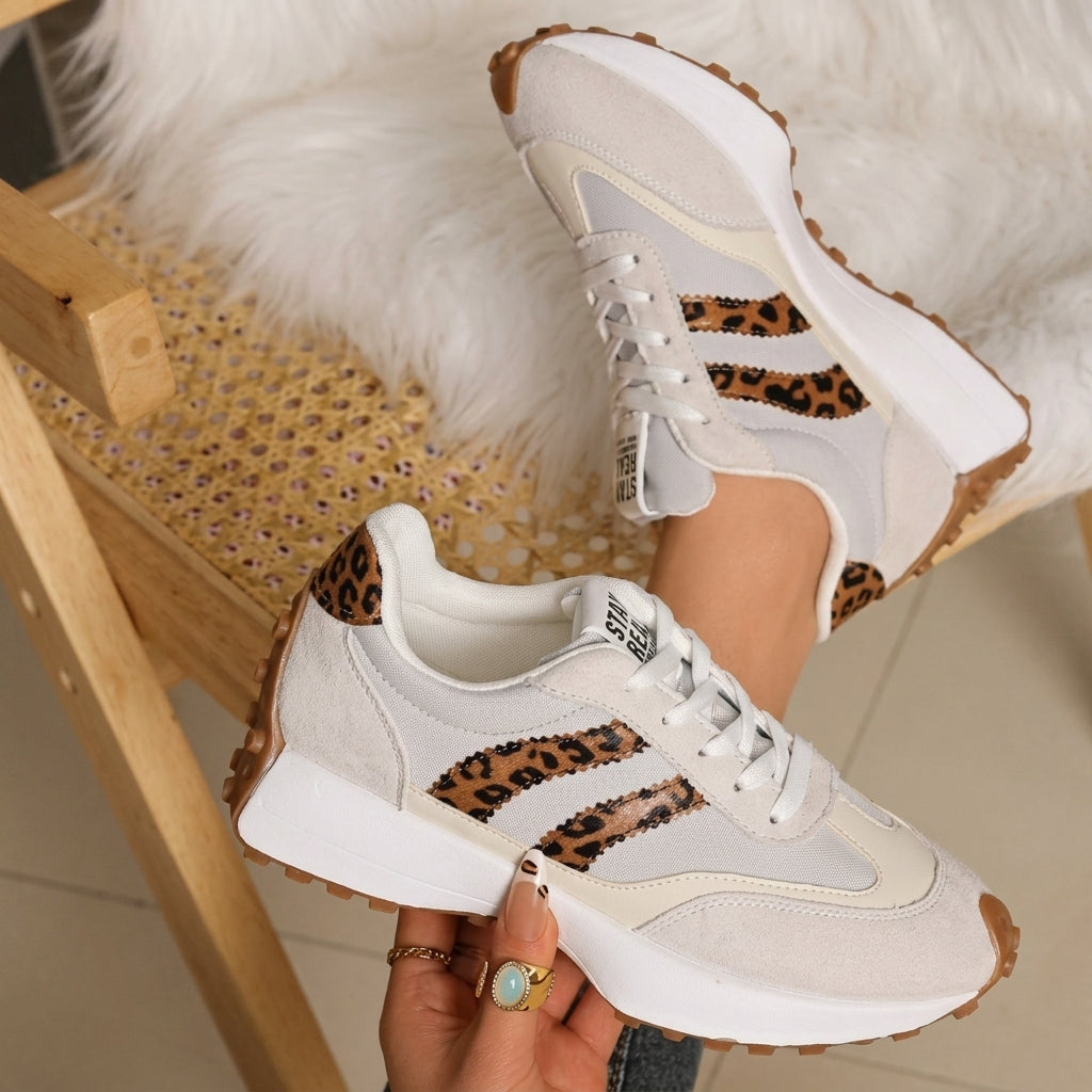 Women's casual orthopedic shoes, providing excellent foot support and lightweight comfort.