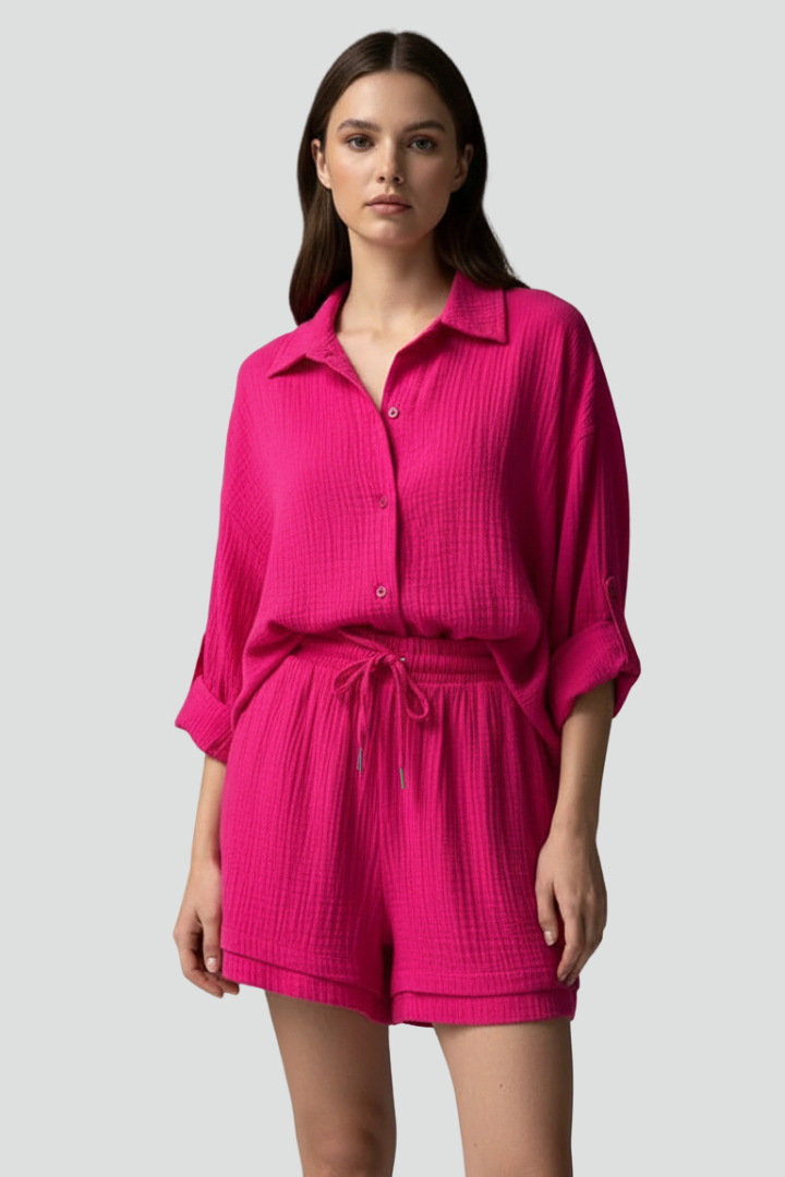 Casual women's two-piece lounge set. Relaxed long sleeve shirt & shorts, perfect for comfort at home.