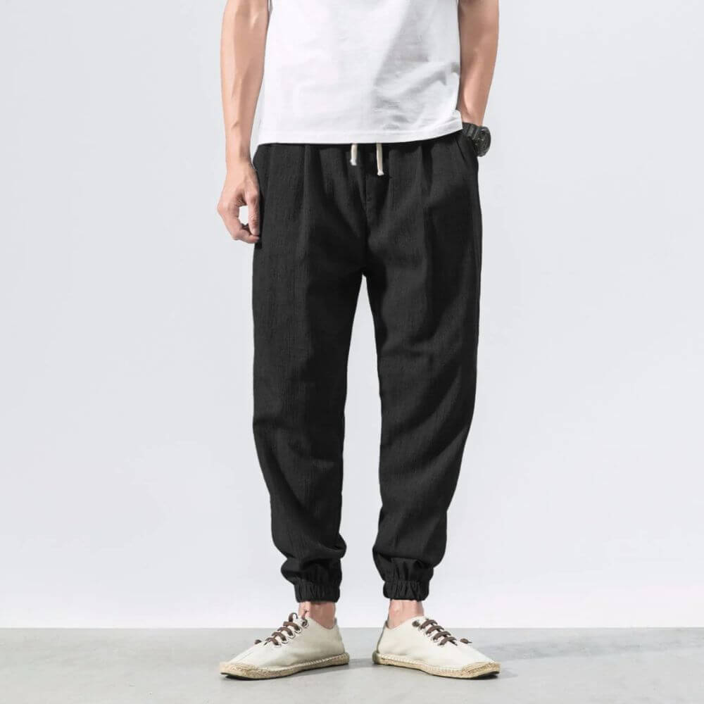 Versatile men's drawstring jogger pants, ideal for everyday style.