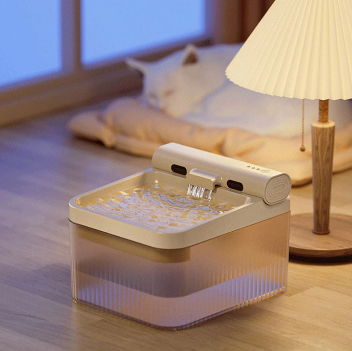 Automatic elephant pet water dispenser, ideal for cat and dog hydration with its quiet operation.