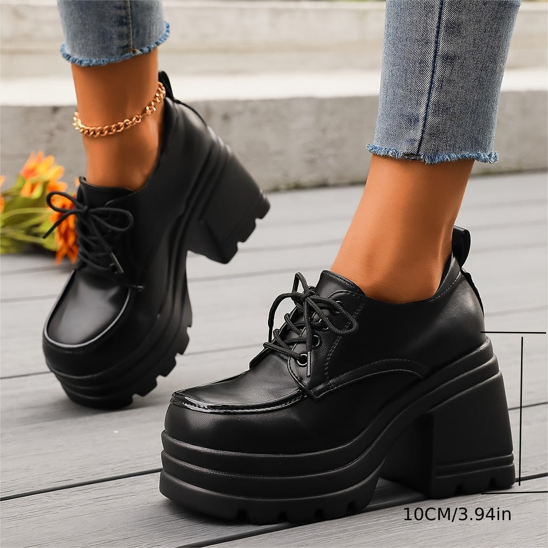 Women's versatile chunky platform oxfords, comfortable lace-up design, block heel, perfect for retro looks.