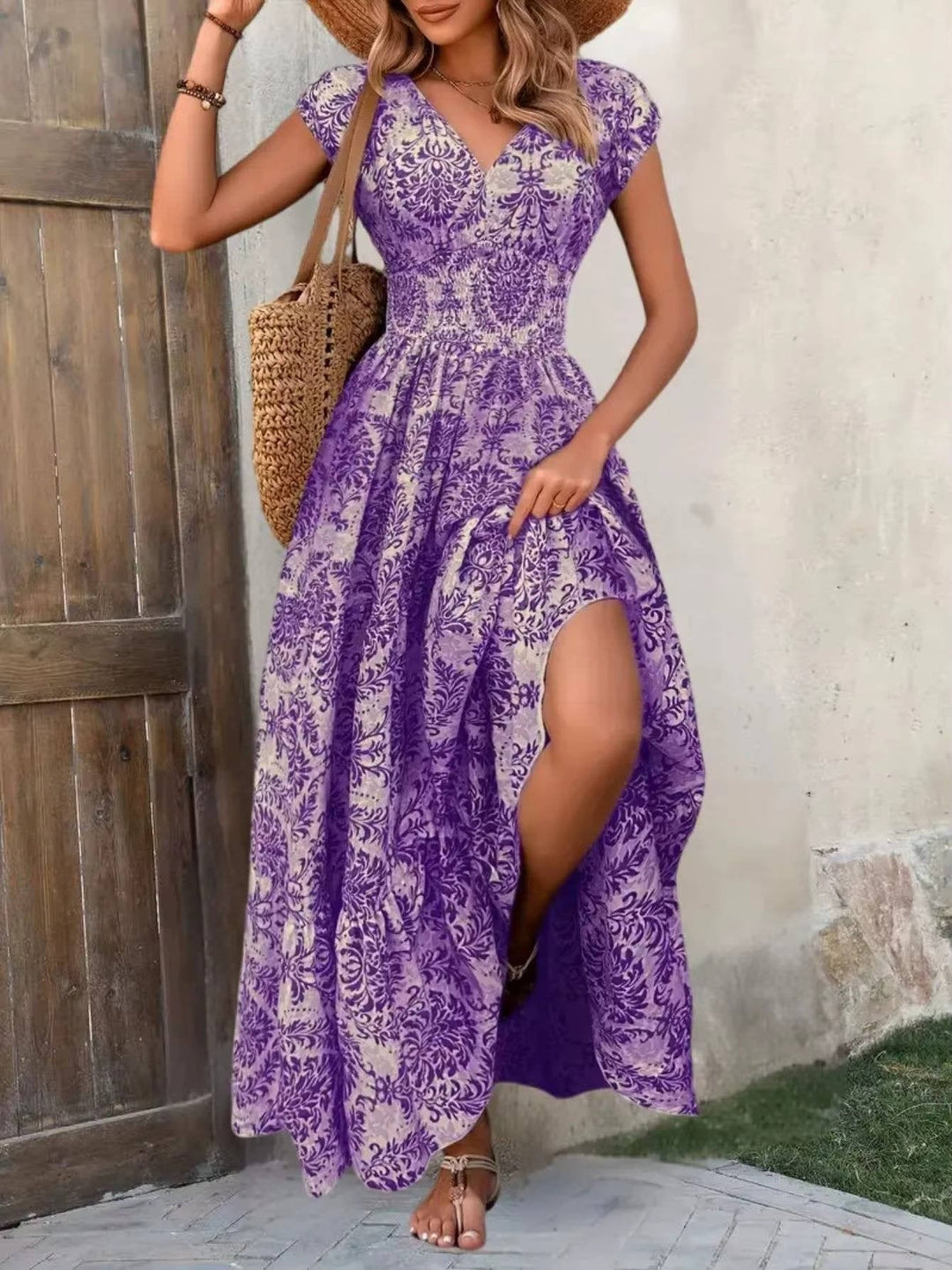 Comfortable women's boho maxi dress with V-neck, versatile for daily casual wear or special occasions.