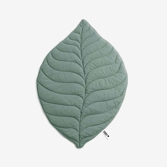 Pet blanket with charming leaf design, ensures pet comfort, soft, durable, and easily washable.