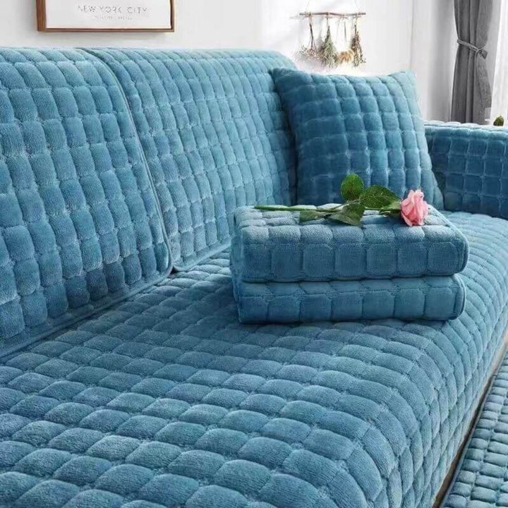 Square flannel sofa cover, scratch-resistant & anti-slip. Durable pet-friendly couch protector for living room.