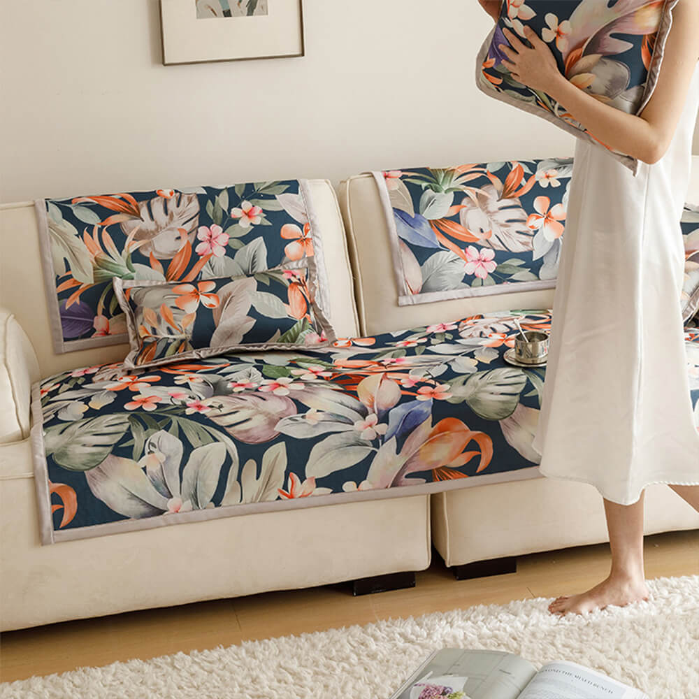 Protective floral sofa cover, cooling fabric, non-slip, perfect for families and pets
