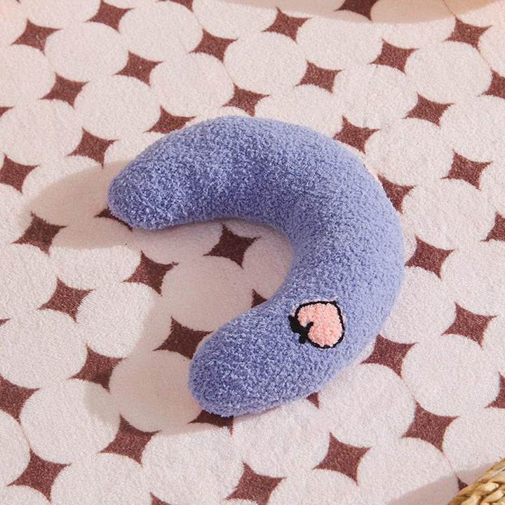 Dog health focus: U-shaped orthopedic pet bed with soft, supportive foam for joints.