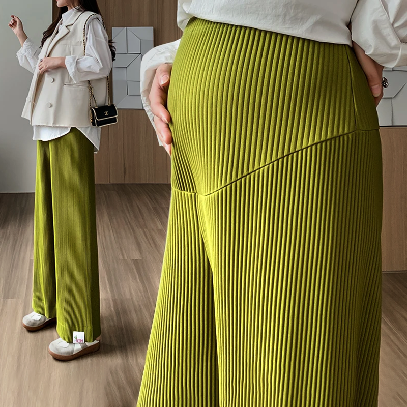 High-waist wide-leg ribbed maternity pants, offering chic comfort for pregnancy fashion.
