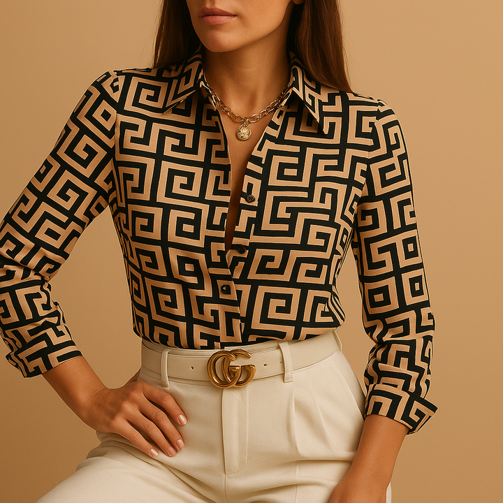 Soft, comfortable women's printed blouse, offering effortless style for all-day wear.