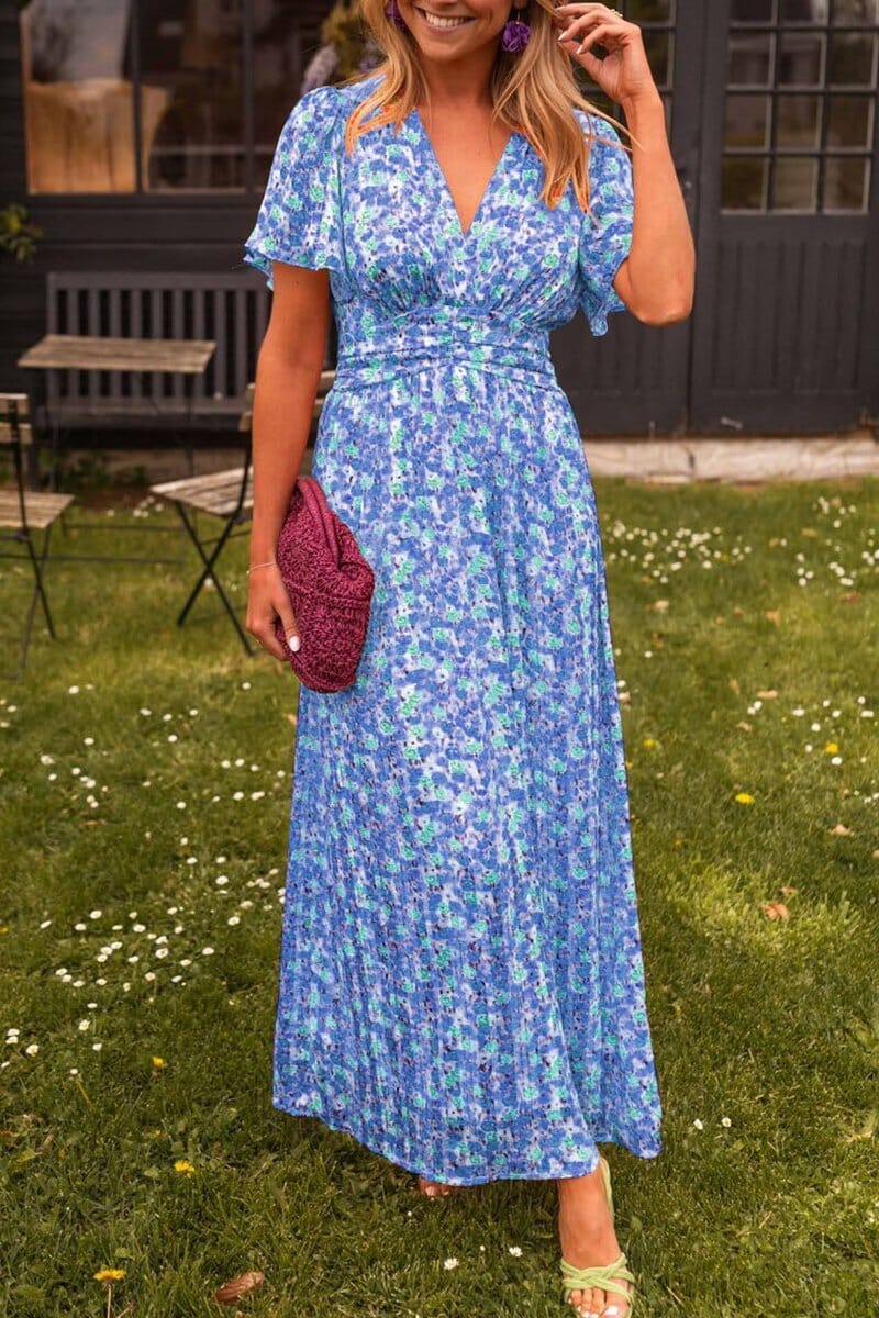 Beautiful floral print long maxi dress for women, an elegant choice for wedding guests, spring parties, or special events.
