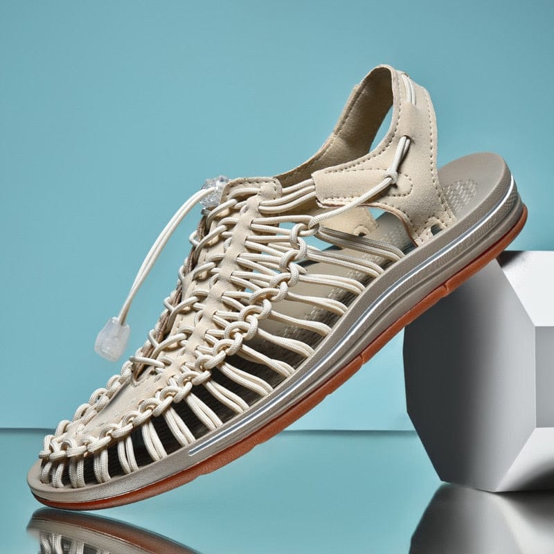 Everyday essential: Lightweight unisex comfort sandals for walking & casual wear.