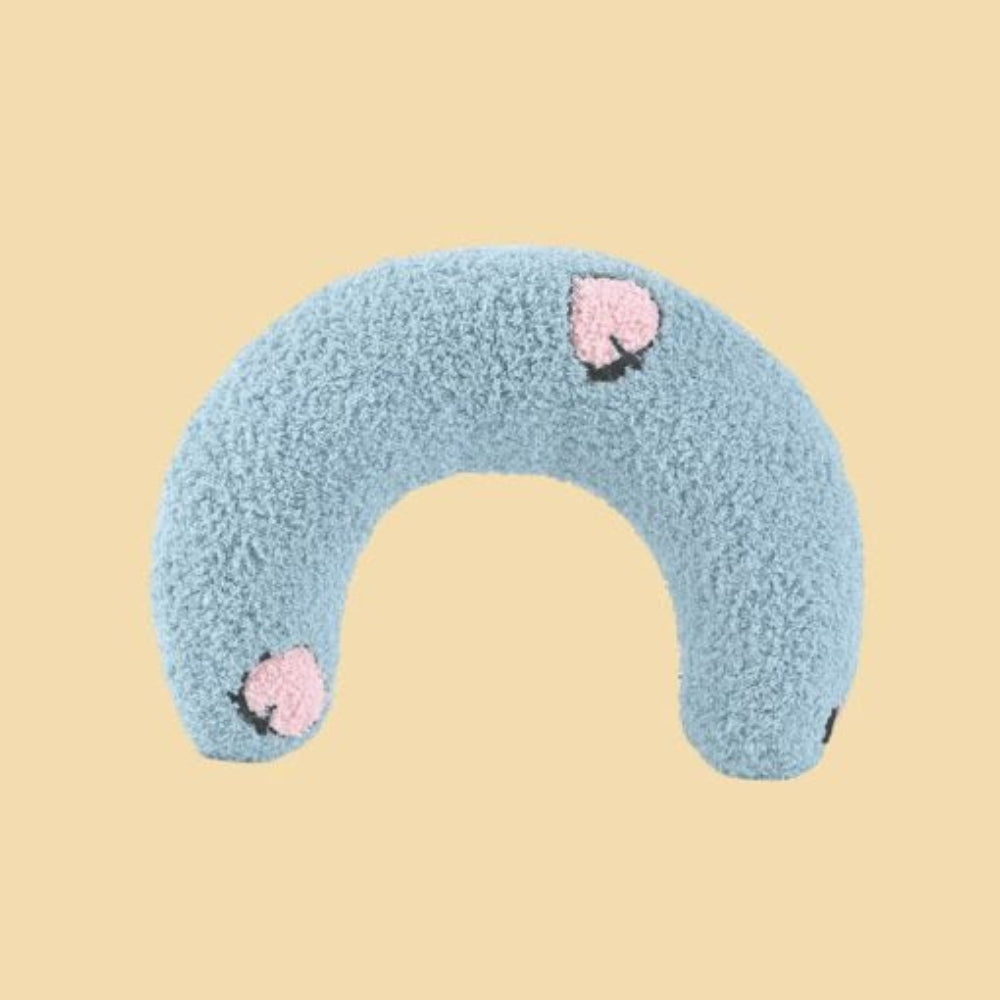 Close-up of fluffy pet calming cloud pillow, providing anxiety relief for dogs and cats