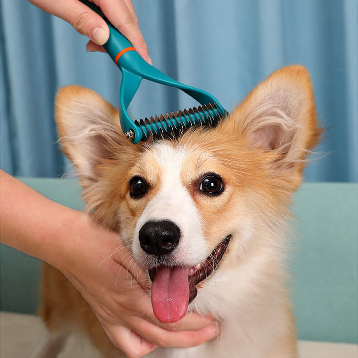 Ergonomic Pet Dematting Comb, double-sided, ideal grooming tool for detangling dog and cat fur and pet care.