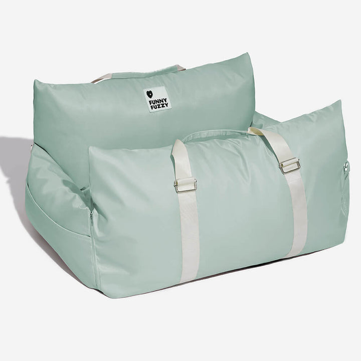 Pet bed for car, waterproof, ensures a calm travel experience